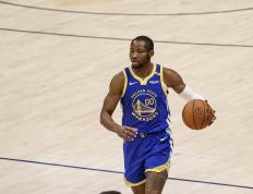 库明加别不知足！22+5仅获870万合同，比库明加强，被76人坑苦