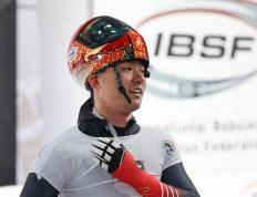 世界杯系列赛科尔蒂纳丹佩佐站钢架雪车男子个人赛：殷正获得季军