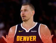 NBA官方最新MVP排名揭晓！约基奇再度登顶，MVP归属悬念渐少？