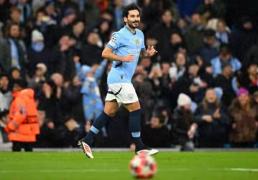 转会消息！京多安加盟加拉塔萨雷，欧冠名单前的闪电转会！