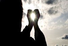 斗鱼直播美股跌8% Q2直播收入降27%月活跌破4000万