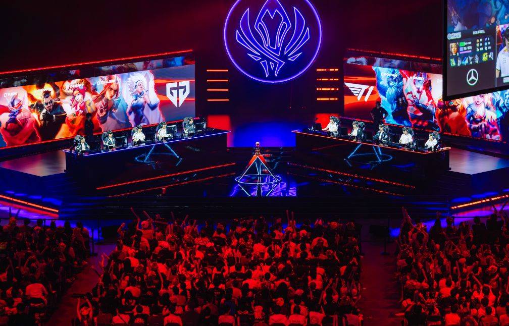 LOL电竞赛事会继续保持(chí)免費(fèi)观看！