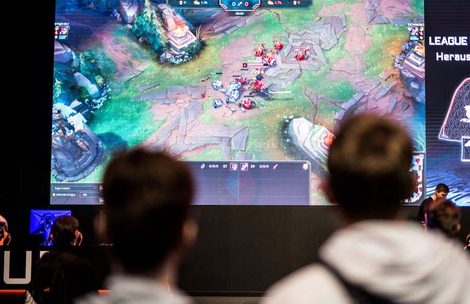 LOL入选2026亞(yà)运会，中国隊(duì)要如何组隊(duì)