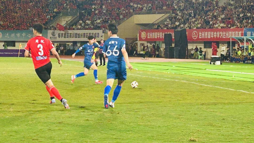 达州率先攻破成都球门 川超焦点战达州主场憾负成都