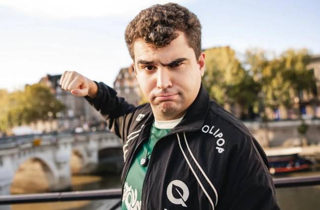 【一竞技1JingJi】LOL：S15首位被拳頭(tóu)制(zhì)裁的选手诞生(shēng)