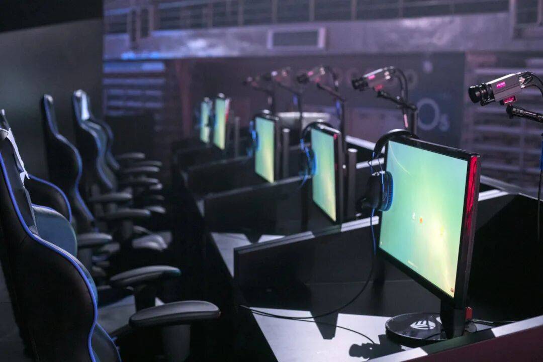 2025西安英(yīng)雄(xióng)聯(lián)盟线下观赛活动汇縂(zǒng)！