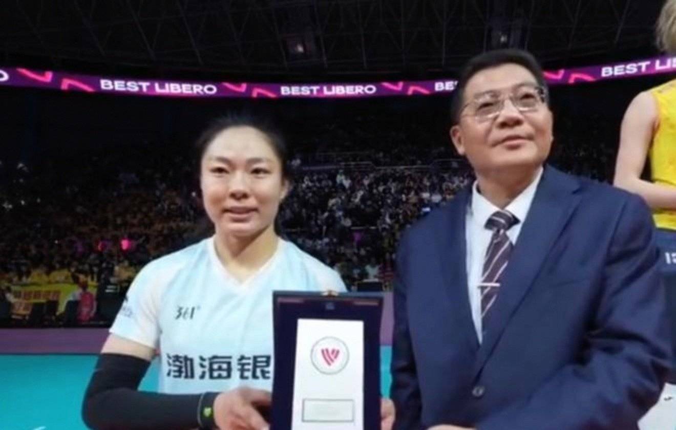 意外！女排新贵公布最新名单，天津自由人被挖角，名帅外孙也在列