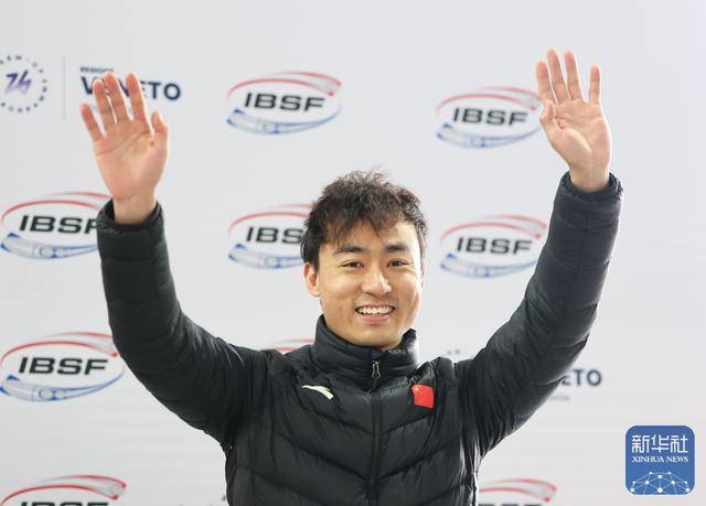 殷正获鋼(gāng)架雪(xuě)車(chē)世界杯系(xì)列赛科尔蒂纳丹珮(pèi)佐站(zhàn)男子个人赛季(jì)军