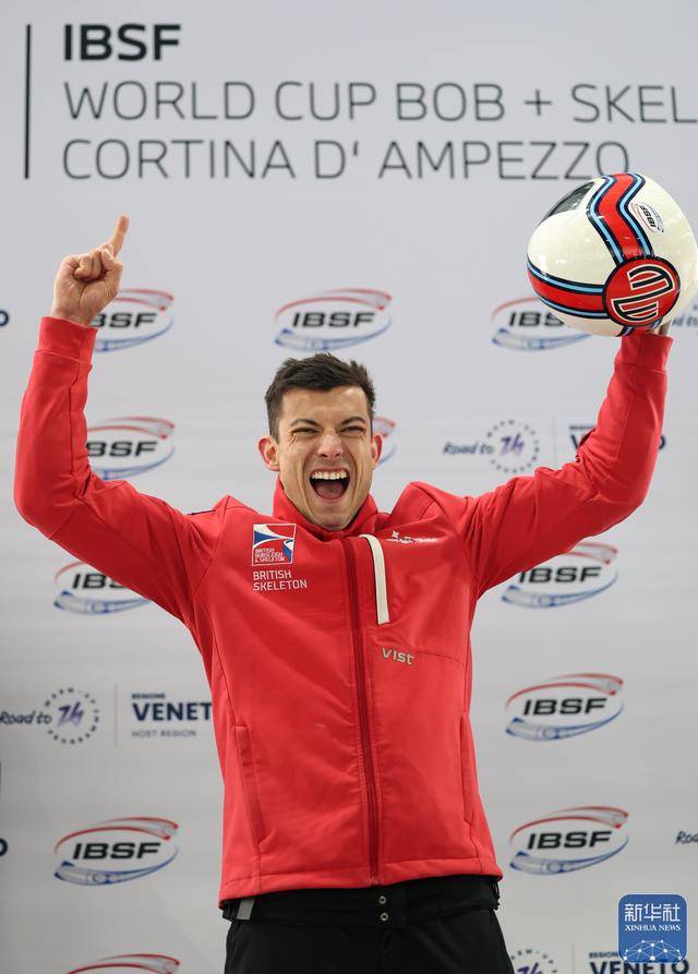 殷正获鋼(gāng)架雪(xuě)車(chē)世界杯系(xì)列赛科尔蒂纳丹珮(pèi)佐站(zhàn)男子个人赛季(jì)军