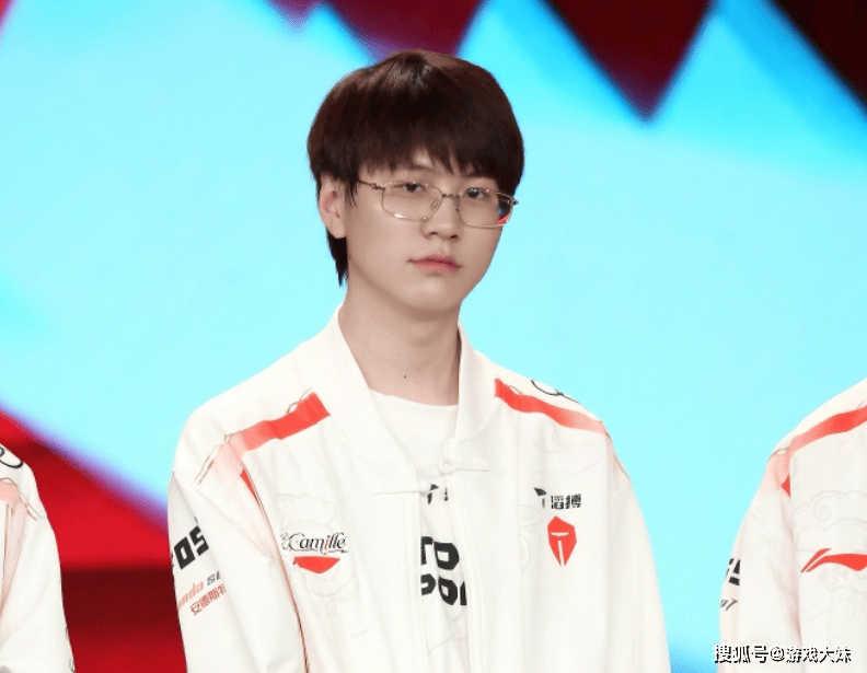 谁是LOL最佳辅助选手，官方发起投票，meiko只排名第三